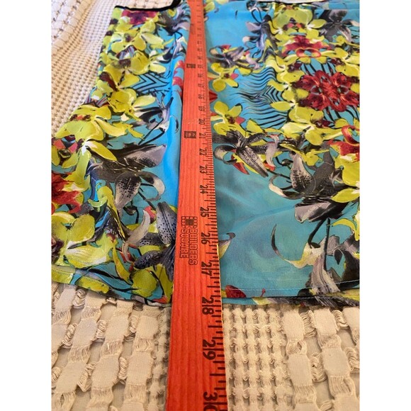 A.N.A. Blouse Plus Size 1X Sleeveless Top Turquois Yellow Pink Rounded Neckline - Picture 6 of 7